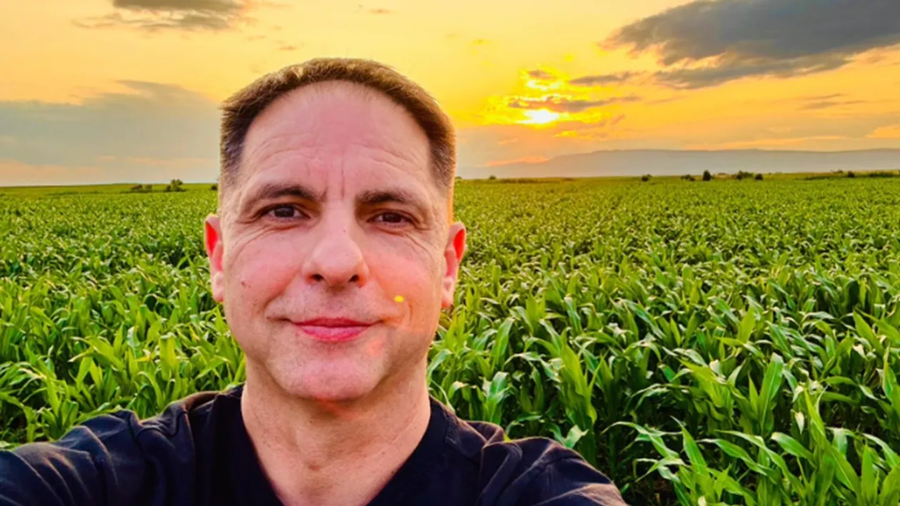 Dan Negru, de partea țăranilor din România: „Sunt țăran, știu cu ce se mănâncă agricultura”