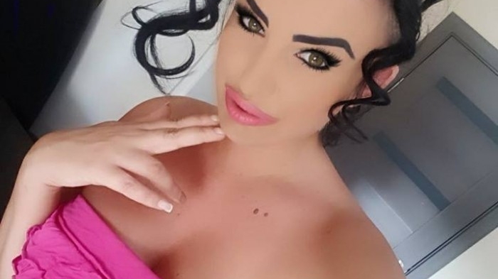 Inspectoarea controversată rupe tăcerea, după ce şi-a dat demisia: „Participam în tinereţe la concursuri de miss. Copiii îmi spun doamna păpuşă“
