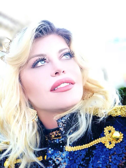 Loredana Groza, apariție fără niciun strop de machiaj