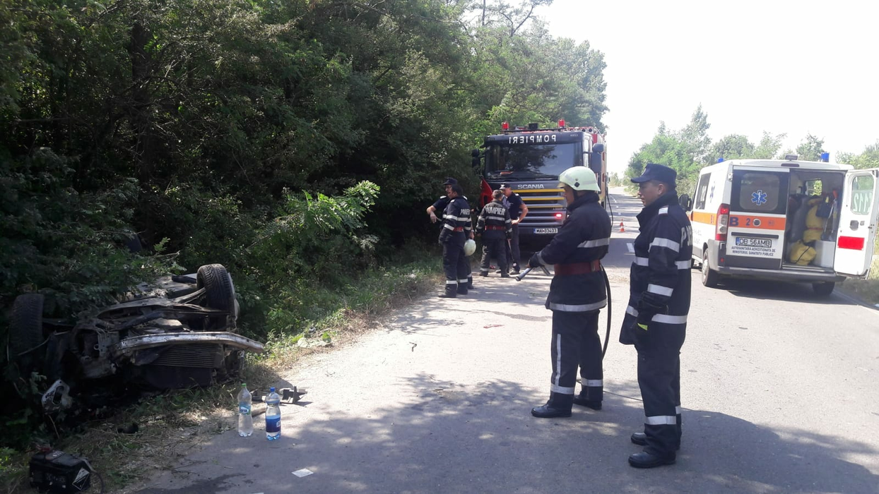 Patru frați din Dâmbovița, implicați într-un accident grav! Mezinul de 8 ani este în comă