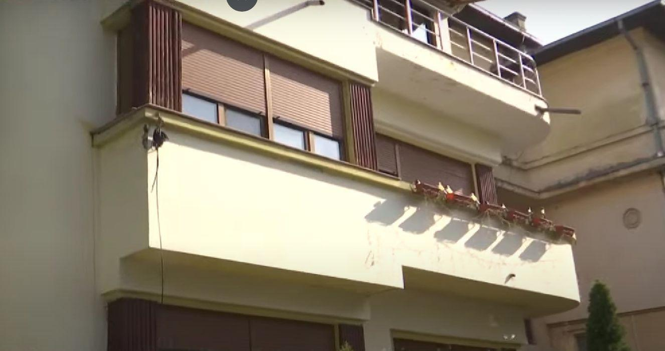 Cum arată apartamentul de 200 mp în care locuiește Regina Întunericului? Imagini rare din casa Gabrielei Lucuțar