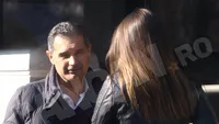 ”Cel mai bogat şomer” din România are şarm la 55 de ani. ”Nababul” a flirtat la o ţigară pe trotuar!