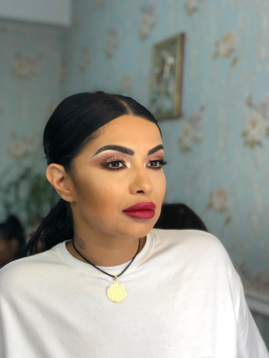 Raluca Drăgoi și-a găsit fericirea în brațele altui bărbat (Foto: Facebook)