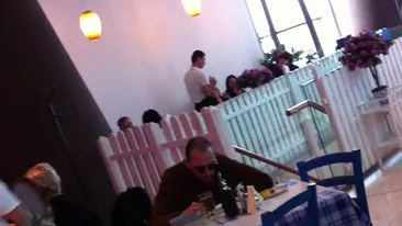 Se comporta ciudat in spatii publice. Oreste vede lucruri necurate in tot ce este in jur!