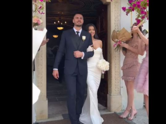 Andrei Burcă și Mara s-au căsătorit religios/ sursă foto: Instagram