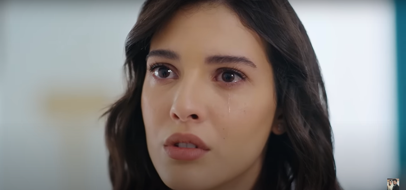 FOTO / Cine este protagonista serialului turcesc Capcana Iubirii. Lucruri neștiute despre frumoasa actriță