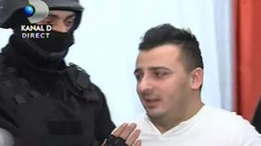 VIDEO Liviu Guta, prins cu o femeie usoara in pat! Uite cum au descins mascatii peste ei!