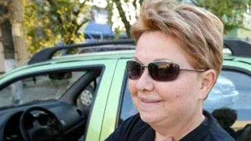 Campania Am o poveste pentru tine continua in forta! Bratarile de cauza realizate in redactia CANCAN se bucura de un real succes