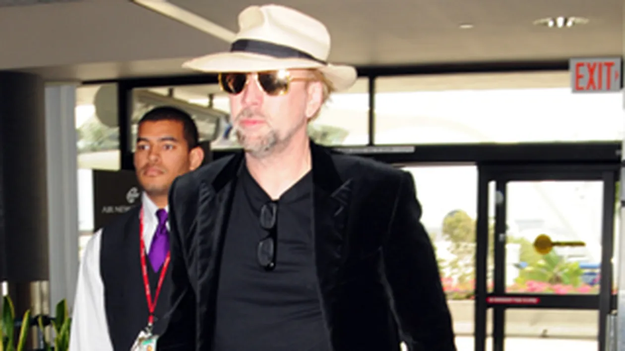Nicolas Cage face reclama Romaniei