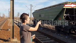 Tragedie în Constanța! Un copil de 12 ani, electrocutat după ce s-a urcat pe vagon de tren să facă selfie