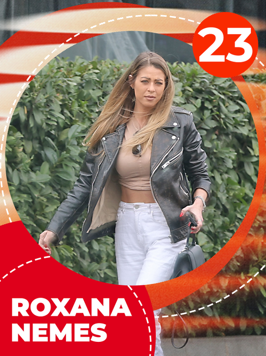 TOP 40 vedete care au lăsat la vedere ce au mai de preţ! Antonia, Loredana sau Tania Budi, sus bluziţa şi… abdomenul la control!
