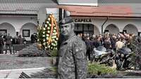 Primele imagini de la înmormântarea generalului Dorin Ioniță. Zeci de persoane i-au fost alături pe ultimul drum
