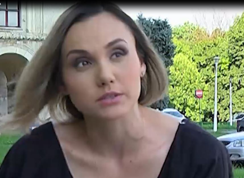 Sora Denisei Răducu face acuzații grave către agenții fostei artiste