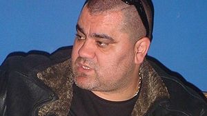 Mormântul interlopului Caiac a fost vandalizat. Ce au descoperit poliţiştii în cimitirul Sineasca din Craiova