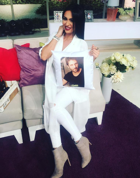 MARGHERITA de la Clejani a pozat provocator  în lenjerie intimă! E prima dată când apare aşa:,,Într-o ipostază aşa nu m-aţi mai văzut niciodată‘’