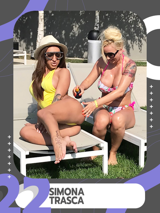 Unde-s două, puterea crește și uleiul strălucește! Top 25 dive care au făcut show la plajă! Bianca Drăgușanu și Geanina Ilieș, prea HOT
