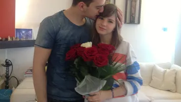 Cristina şi Vlad, din Pariu cu viaţa, se căsătoresc? Vezi ce cadou i-a a primit actriţa de la iubit, la aniversarea relaţiei