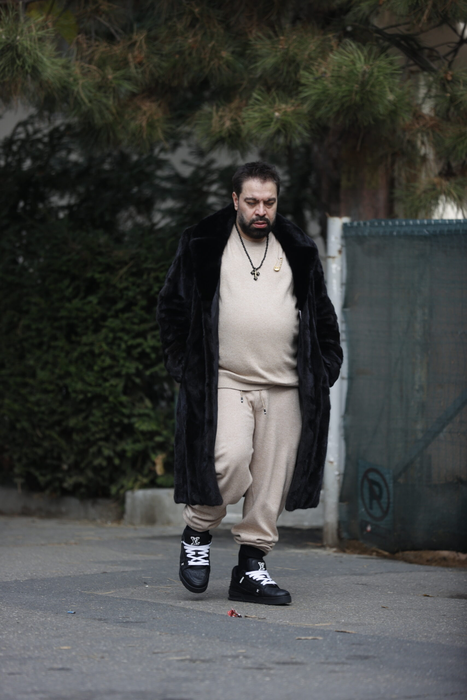 Blana de pe Florin Salam valorează aproximativ 10.000 de euro (Foto: CANCAN.RO)