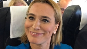 Andreea Esca a făcut record de like-uri pe Instagram după ce și-a făcut selfie cu Papa!