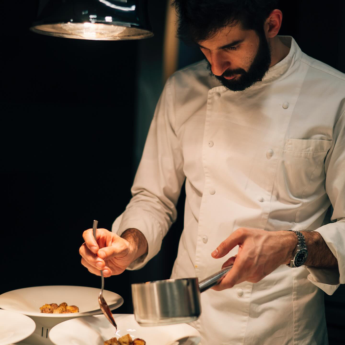 Drama neștiută a juratului de la Chefi la Cuțite! Chef Richard Abou Zaki, abuzat în bucătărie
