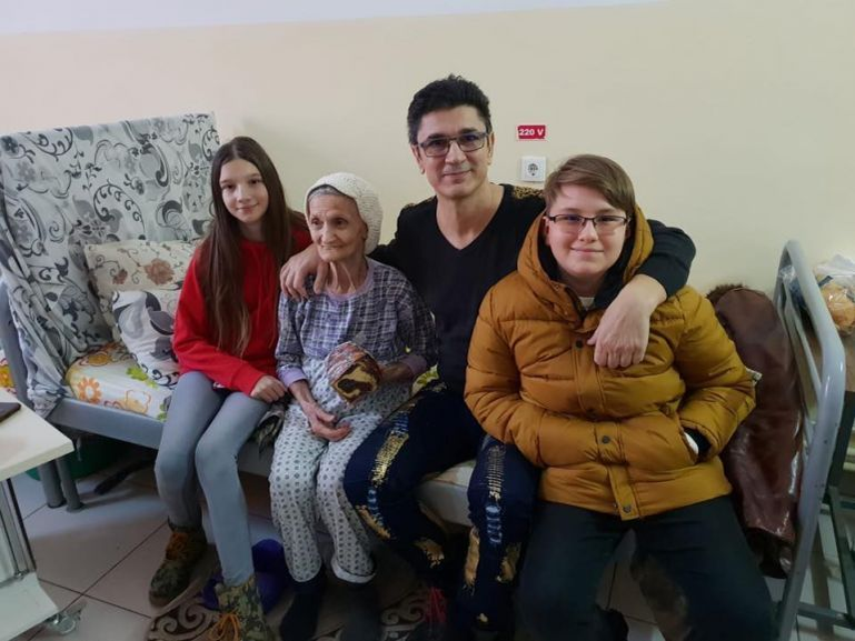 Luis Lazarus, în doliu! Mesaj sfâșietor postat pe Facebook de prezentatorul TV. “A plecat la îngeri!”