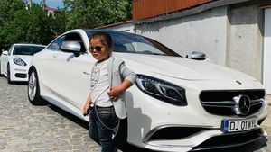 Imagini șocante! Fiul de șase ani al interlopului craiovean Vilifort bea și fumează la o petrecere: „Îl pregătesc pentru viață”. FOTO