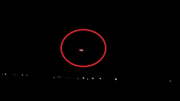 Fenomen straniu în apropiere de Buzău!? Un localnic a filmat un obiect luminos: ”Se mărea, apoi parcă se rupea ceva din el”