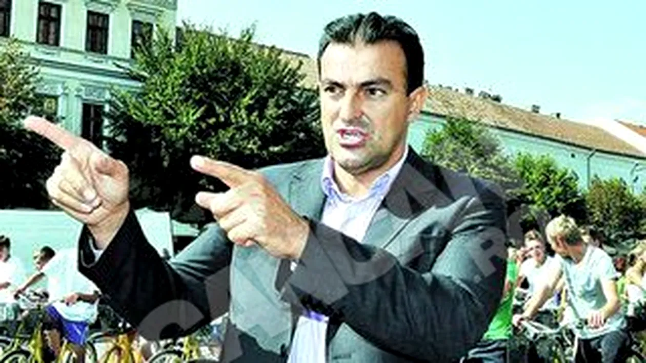 Primarul Sorin Apostu lua spagi pana si de la vanzatorii de pepeni din Dabuleni