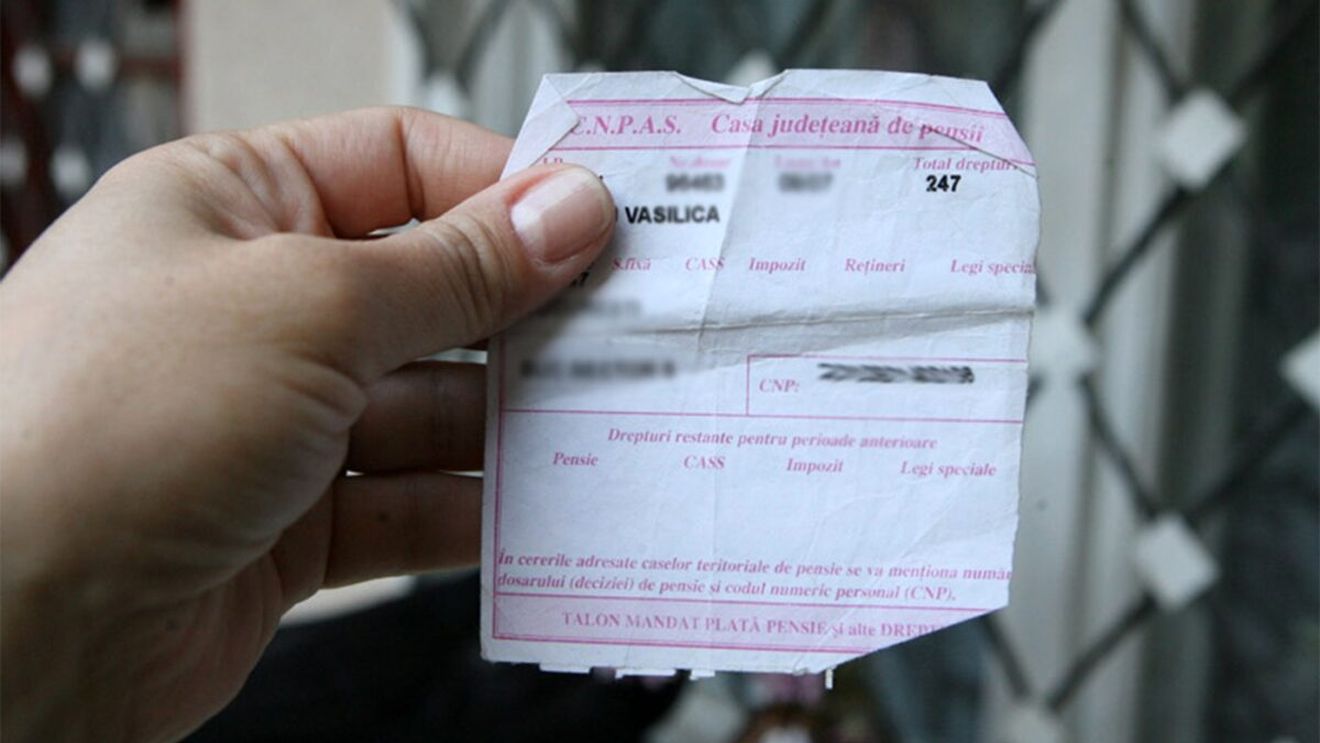 Ce pensie va primi un pensionar român în 2025, dacă a lucrat 20 de ani cu carte de muncă în Spania