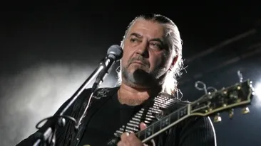 Trupa Phoenix va lansa discul de vinil Best of Phoenix, pentru a marca 50 ani de la infiintare!