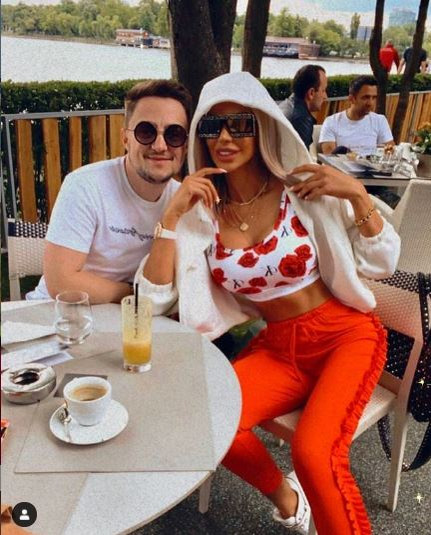 Daria Radionova, surprize pentru Alex Bodi în miez de noapte, după ce a schimbat celula cu vila luxoasă din Voluntari: “Tu îmi aparții, / Iar eu îți aparțin” | FOTO