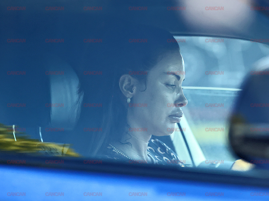 Loredana Chivu, surprinsă la volan