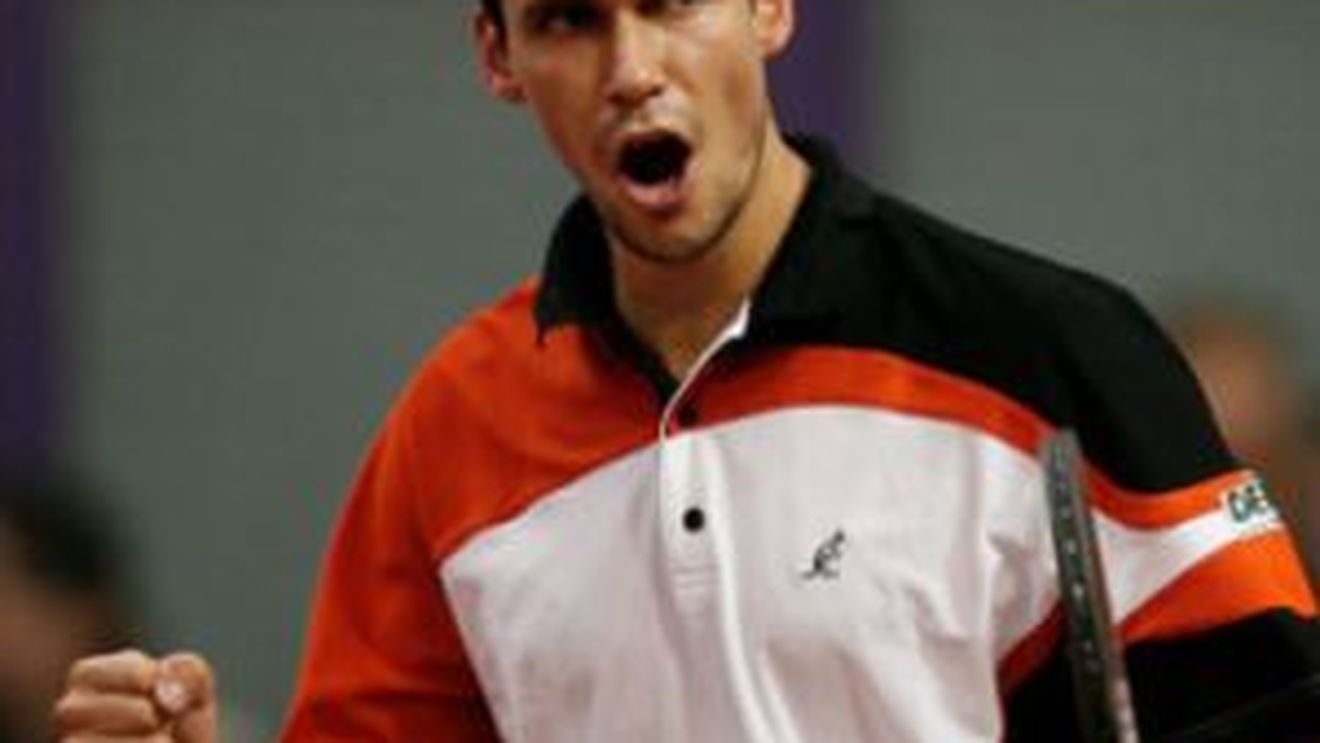 Hanescu l-a invins pe Stahovski: Romania va juca barajul pentru promovarea in Grupa Mondiala!