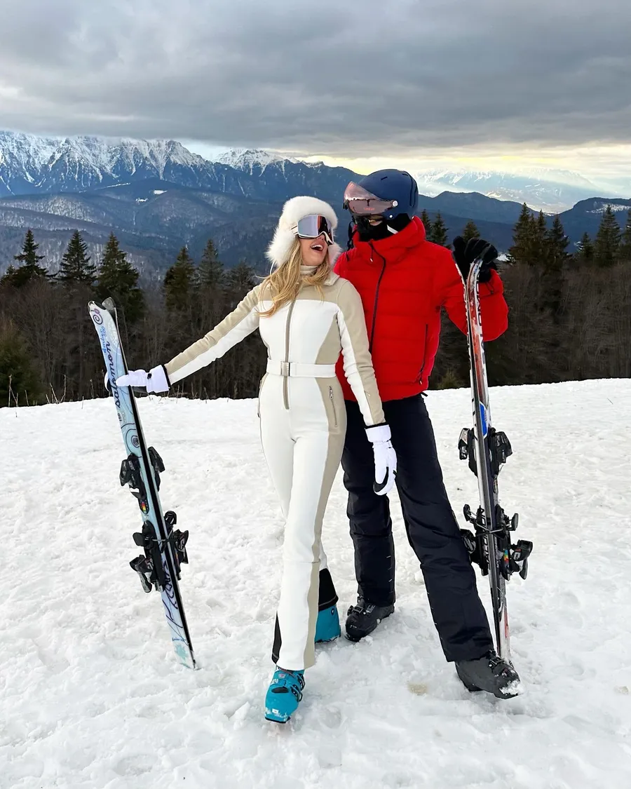 Emily este răsfățată de Andrei