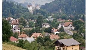 Tinerii români pleacă de la orașe. Care este comuna pe care o aleg din ce în ce mai mulți