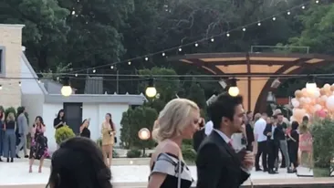 Tuncay Ozturk are o nouă iubită! Blondă, cu picioare lungi, și decolteu amețitor