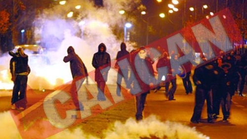 Arde Parisul