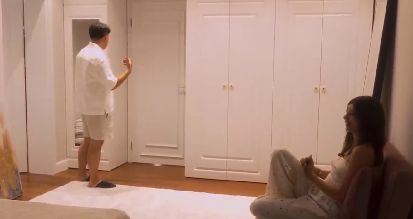 Cum arată noul apartament al lui Selly. Celebrul vlogger a terminat renovările și a făcut turul locuinței