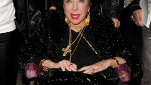 Elizabeth Taylor va vinde o parte din colectia de arta mostenita de la tatal ei