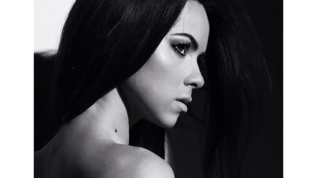Inna s-a facut de ras! Detaliul jenant care s-a vazut pe scena!