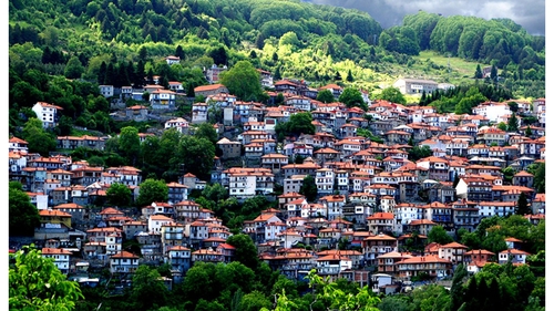 Locul din Europa unde se vorbeşte limba română! Peisaj de vis şi oameni ospitalieri, departe de România