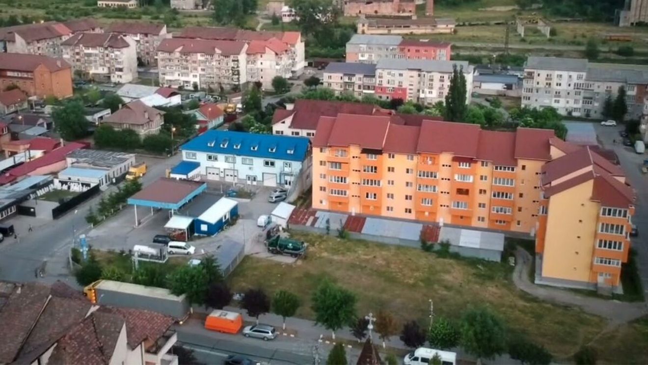 Orașul din România în care o garsonieră costă doar 5.000 de euro, acum, în mai 2025