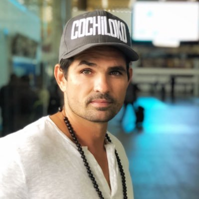 E oficial! Celebrul actor va deveni tată pentru prima oară. “Dumnezeu ne dăruiește un miracol!”