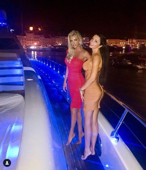 Cristina Szeifert a împlinit 40 de ani și arată senzațional: “Iubitul meu m-a cerut deja”. Mesajul emoționant primit de la sora ei, Brigitte Pastramă | FOTO