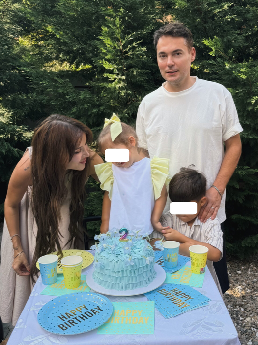 Petrecere mare în familia Alinei Ceușan! Micuța Perla a împlinit doi ani. Mesajul emoționant transmis de influenceriță: „Dorința devenită realitate”