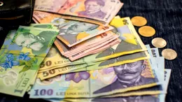 Sunt virați 292 de lei direct pe card, pe 8 mai 2025! Cine ia banii
