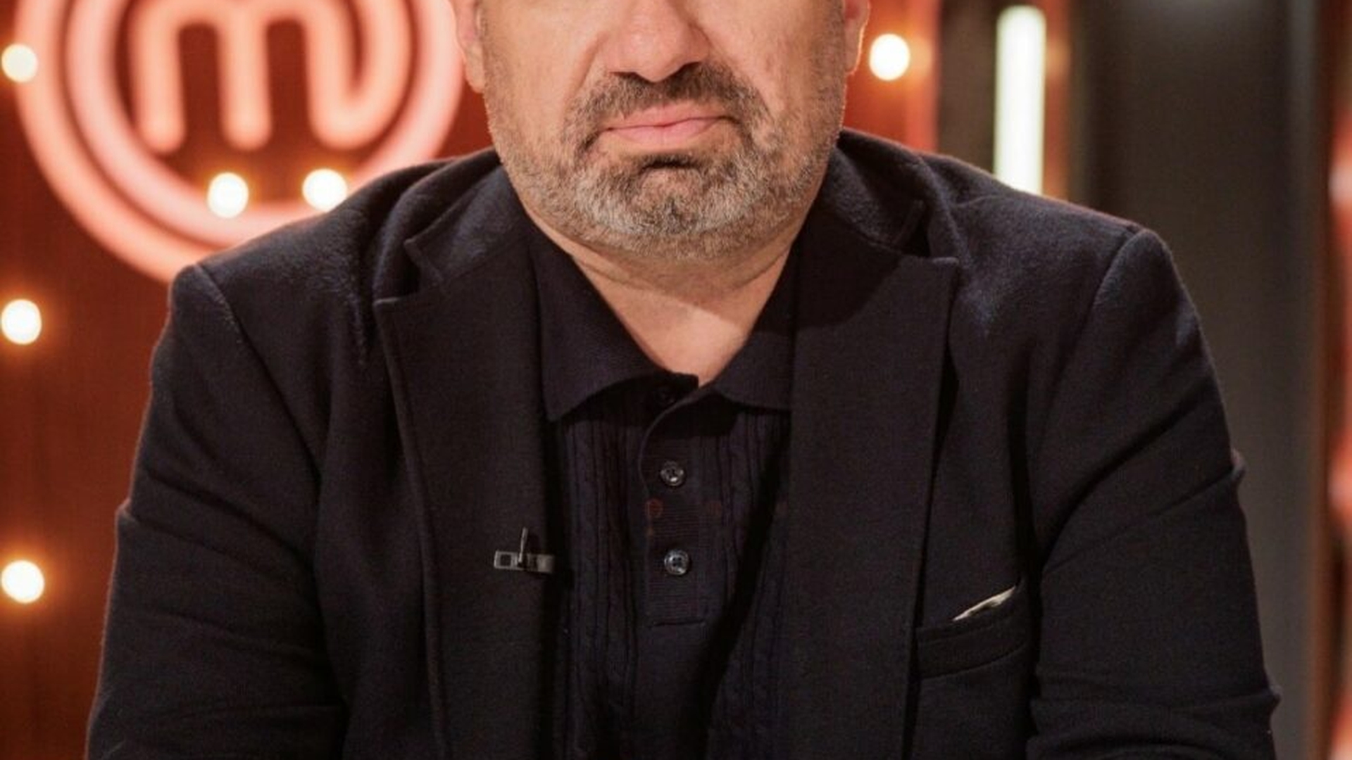 Cafea turcească perfectă, după rețeta lui Cătălin Scărlătescu. Ce face el după ce apa dă în clocot
