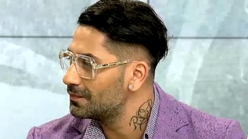 Connect-R, mesaj emoționant pentru mama sa: ”Și erau cam 8 pe la părinți, dar una în toate cele , dar …”