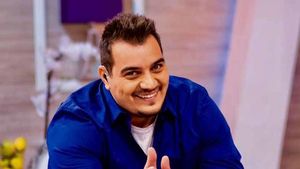 BURSUCU` se iubeşte cu o blondă sexy! Cum arată cea care i-a ”furat” inima
