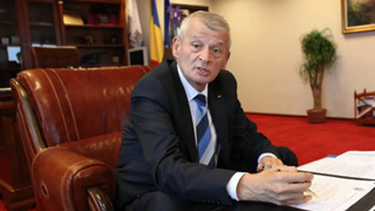 Primarul Oprescu vrea sa mareasca salariile medicilor din spitalele administrate de primarie